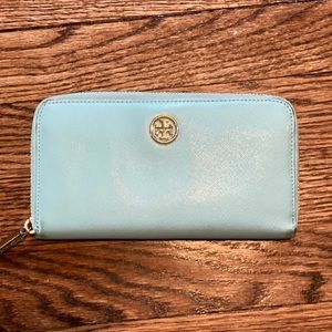 Tory Burch zip wallet